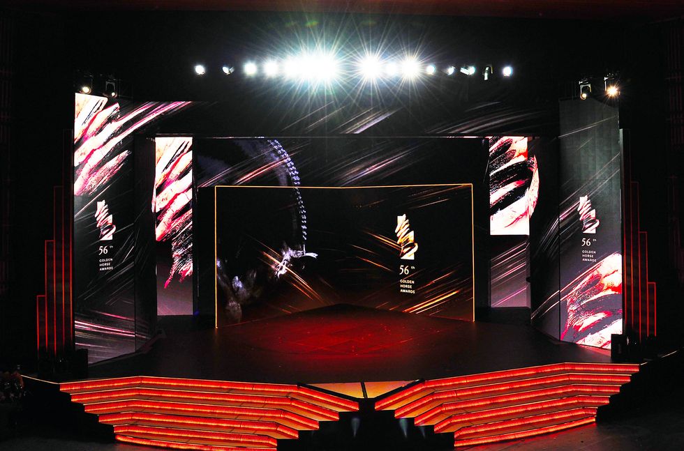 Stage, Electronic signage, Lighting, Display device, Signage, Neon, Technology, Neon sign, Visual effect lighting, Led display, 
