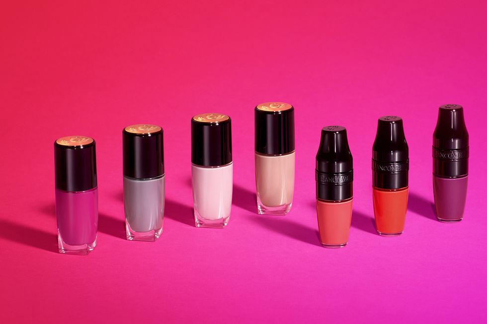 Pink, Cosmetics, Product, Lipstick, Material property, Nail polish, Liquid, Tints and shades, Bottle, Glass bottle, 