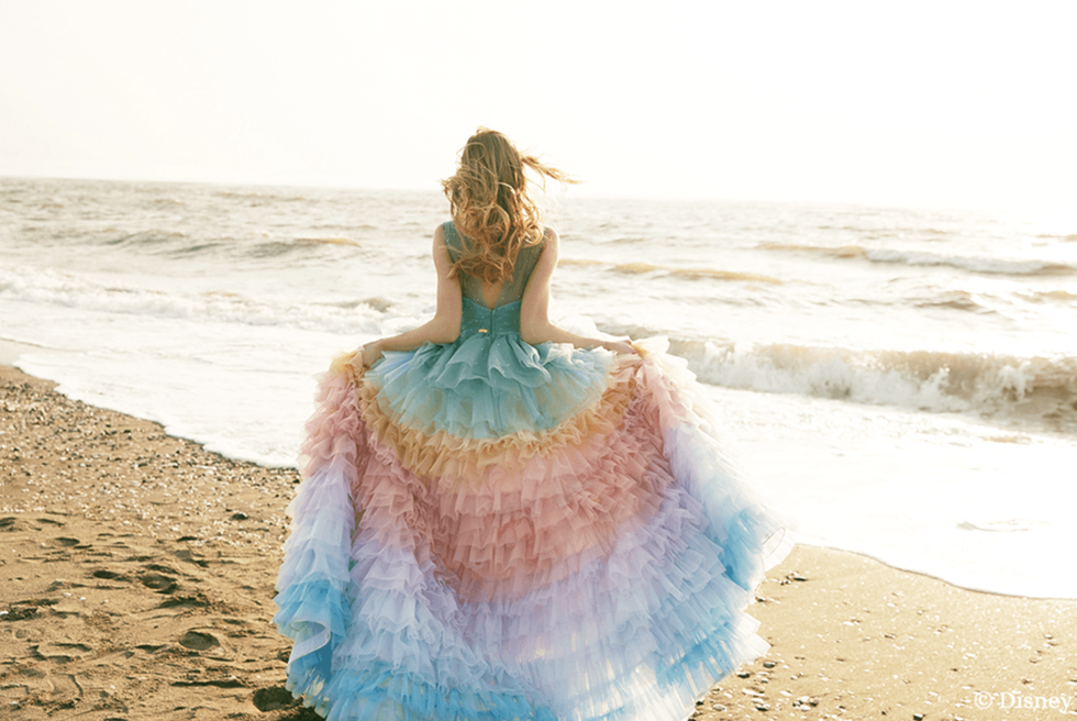 Blue, Clothing, Aqua, Dress, Turquoise, Costume, Shoulder, Gown, Photography, Sea, 