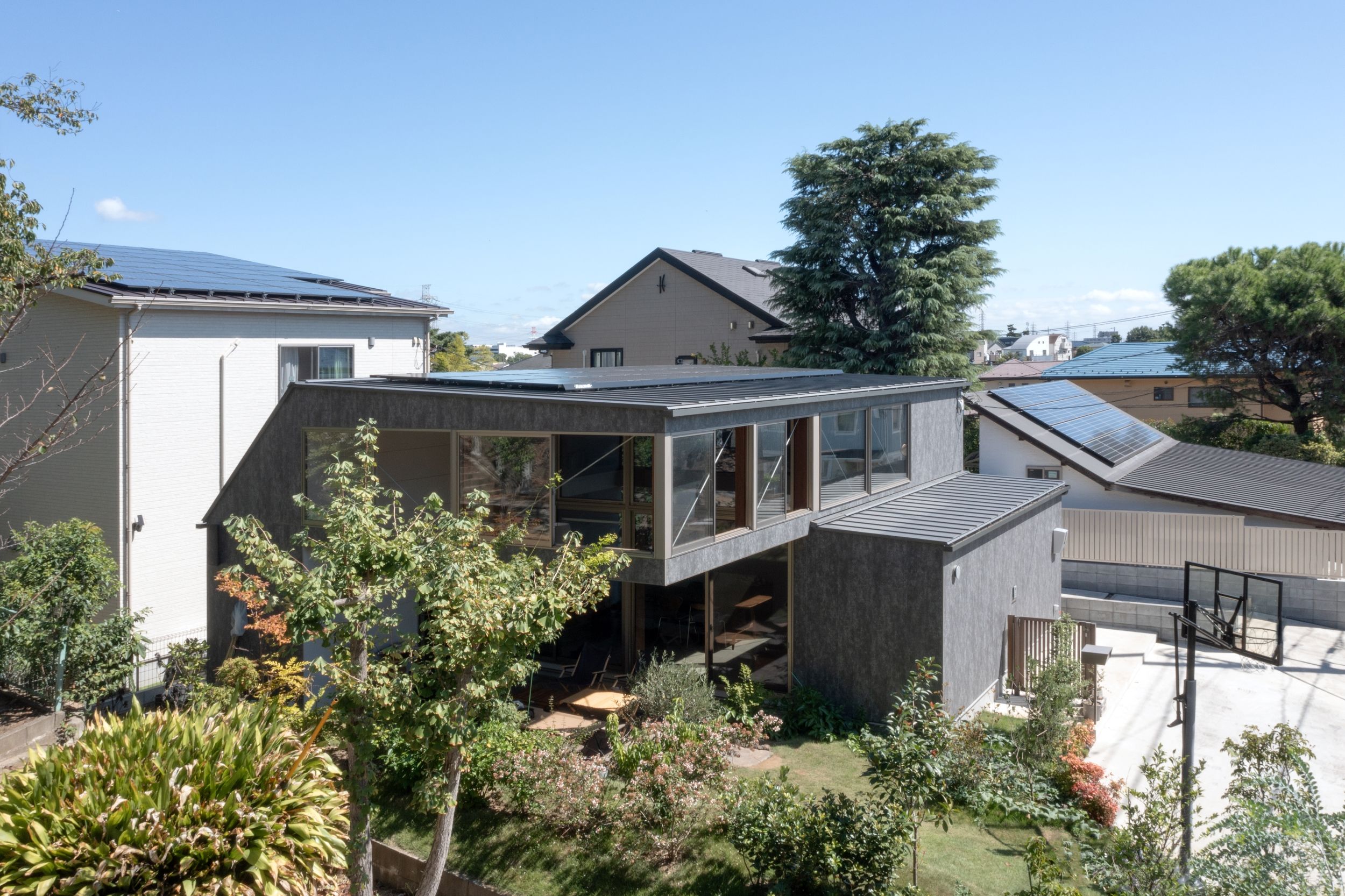 建築家・鹿内健の自邸|SDGsに貢献し、快適で幸せな空気に満た 建築家・鹿内健の自邸|SDGsに貢献し、快適で幸せな空気に満た