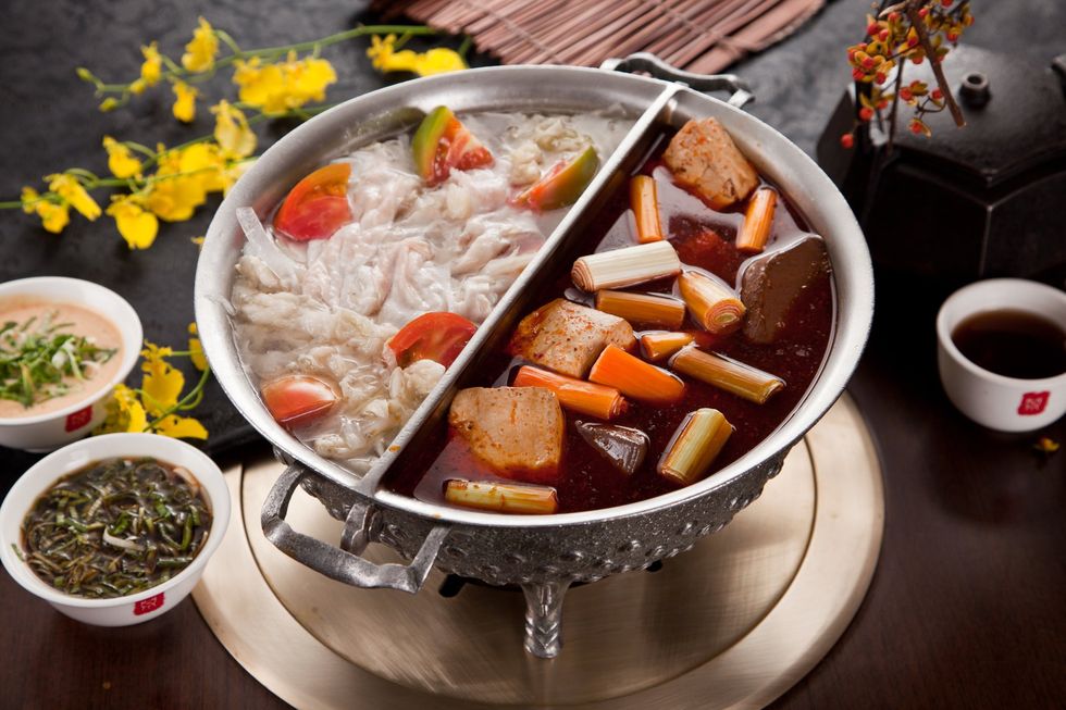 Dish, Food, Cuisine, Ingredient, Hot pot, Chinese food, Meal, Stew, Produce, Comfort food, 
