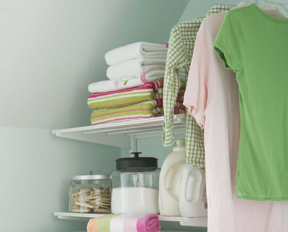 Shelf, Green, Room, Shelving, Furniture, Textile, Linens, Bathroom, Closet, 
