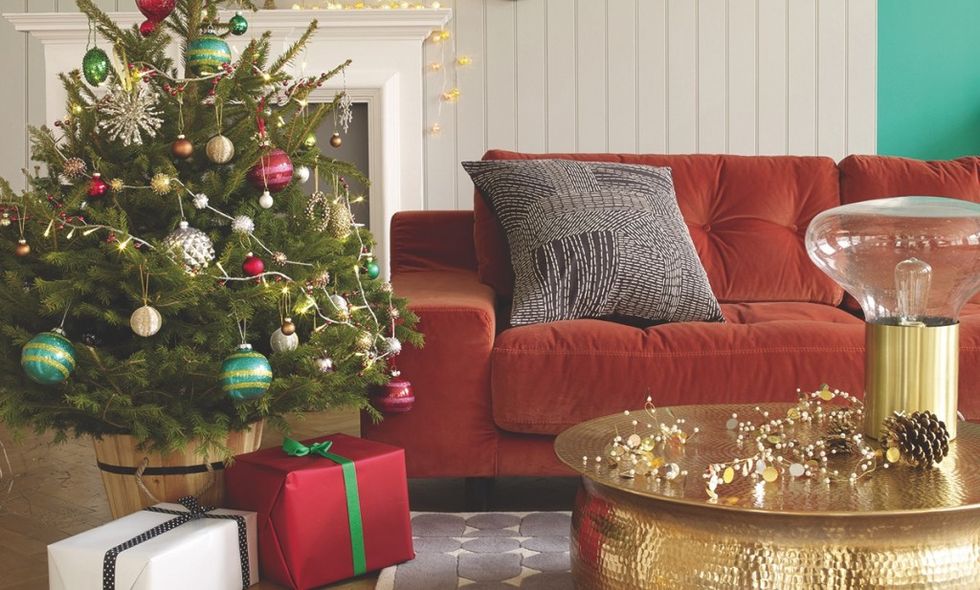 Interior design, Room, Home, Living room, Couch, Christmas decoration, Interior design, Furniture, Glass, Barware, 