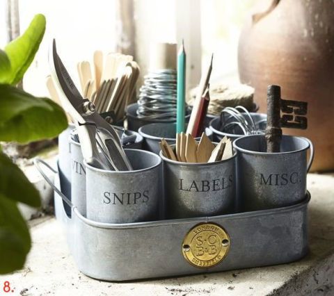 Metal, Kitchen utensil, Still life photography, Brush, Paint brush, Cylinder, Brass, Cutlery, Ammunition, Steel, 