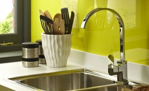 Plumbing fixture, Kitchen sink, Sink, Tap, Kitchen, Household hardware, Plumbing, Kitchen appliance accessory, Aluminium, Steel, 