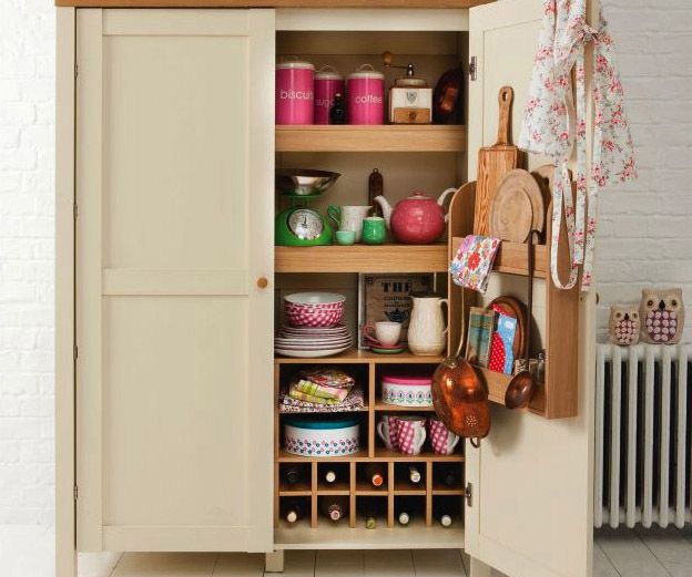 Shelf, Shelving, Dishware, Serveware, Peach, Pottery, Ceramic, Porcelain, Cupboard, Creative arts, 