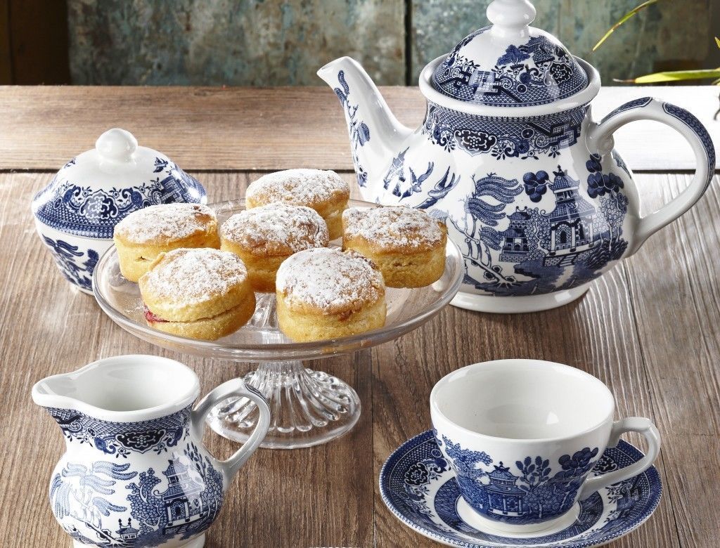 blue willow pattern