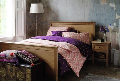 rose-coloured-bedroom-scheme