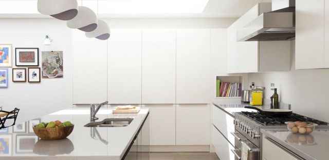 grey-and-white-kitchen