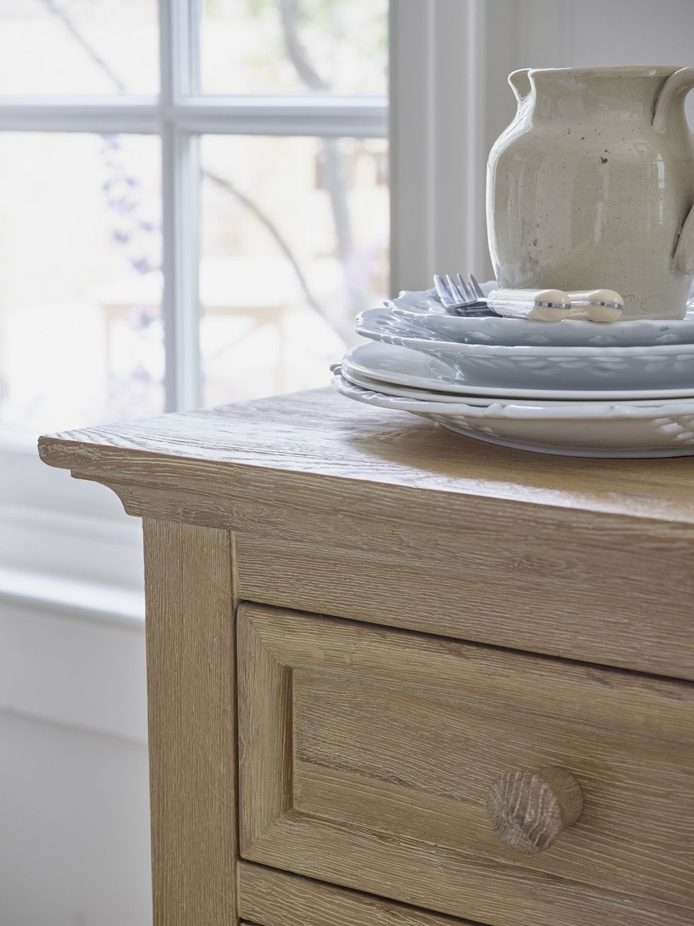 How to care for oak furniture: expert guide