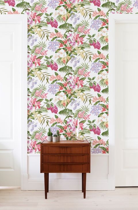 16 Hallway Wallpaper Designs For Your Home - Hallway Wallpaper Ideas