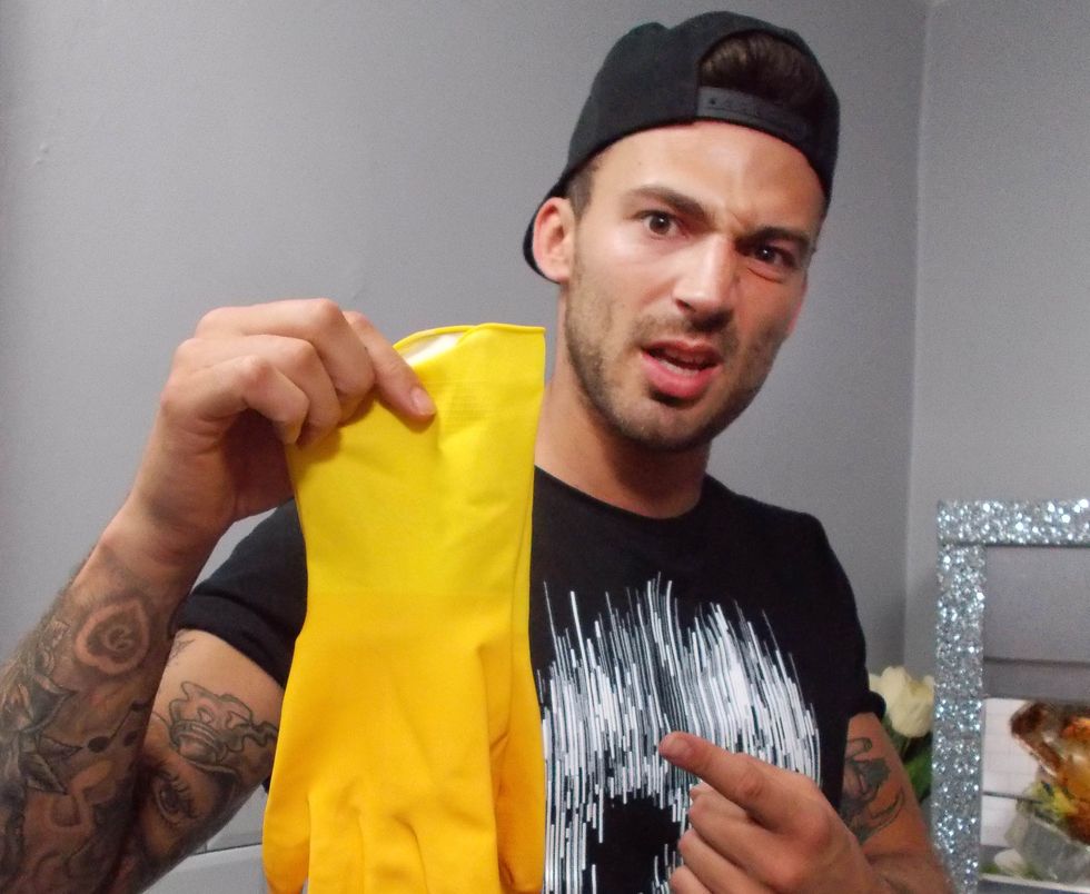 Jake Quickenden - Who's Doing the Dishes?