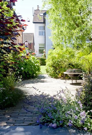 Garden room of Victorian cottage is now the perfect outdoor sanctuary