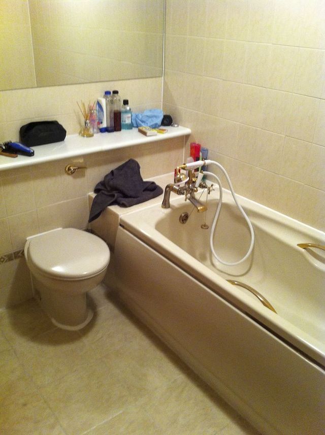 Before of bathroom makeover - Claire Gardner