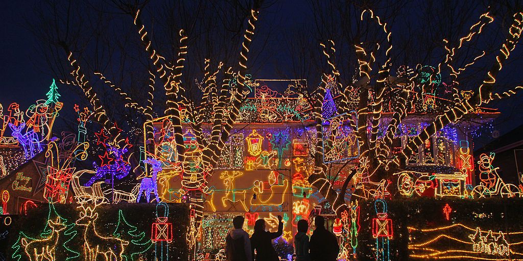 The most extravagant Christmas house lights from all over the world