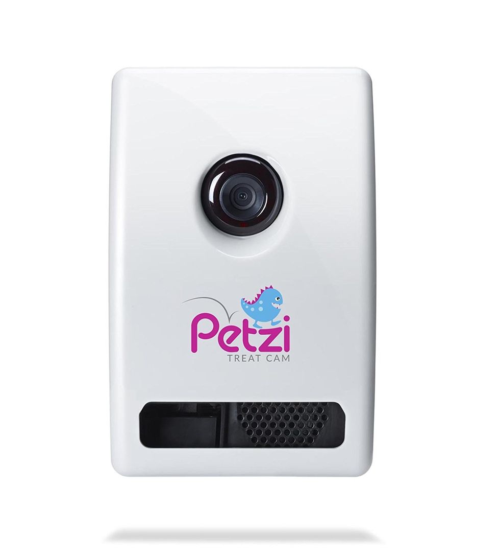 The Petzi treat camera