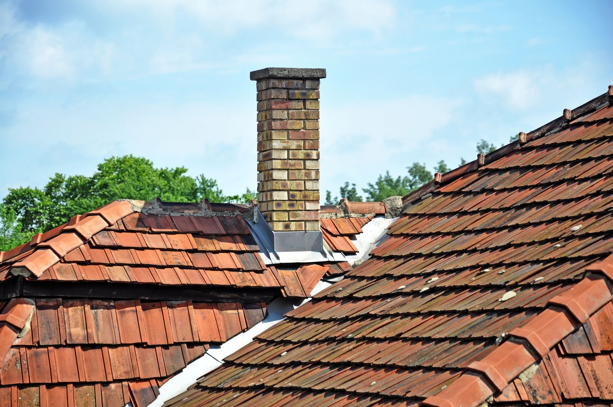 9 steps to protect your roof from storms, heavy rain, wind, ice and snow