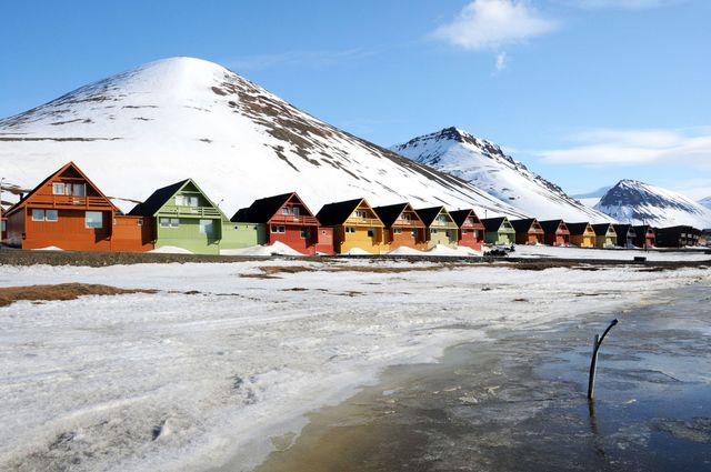 20 photos of the world's most colourful houses