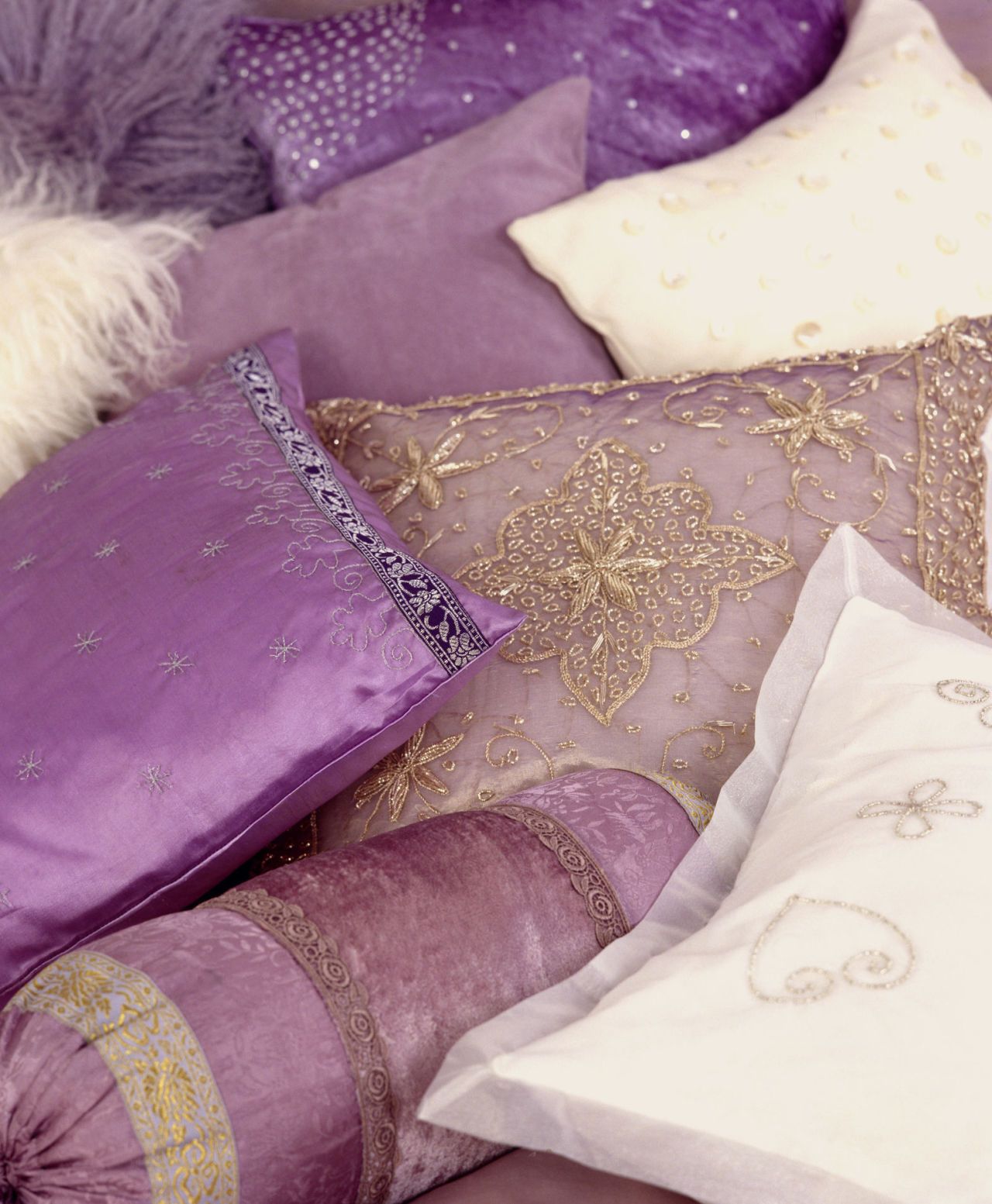 different ways pillows are used around Pin on Orthopaedic Pillows