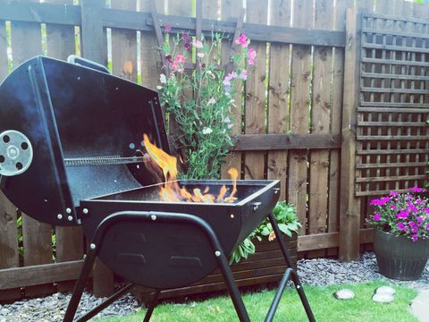 How To Create The Perfect Bbq Garden Setting Barbecue Ideas