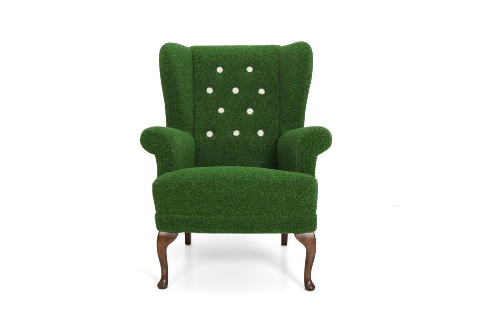 Bespoke Sofa London has unveiled a special edition 'grass' armchair to mark the 131st Wimbledon Championships.