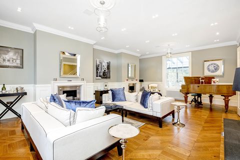 1 Spring Terrace - Richmond - living room - piano - Savills
