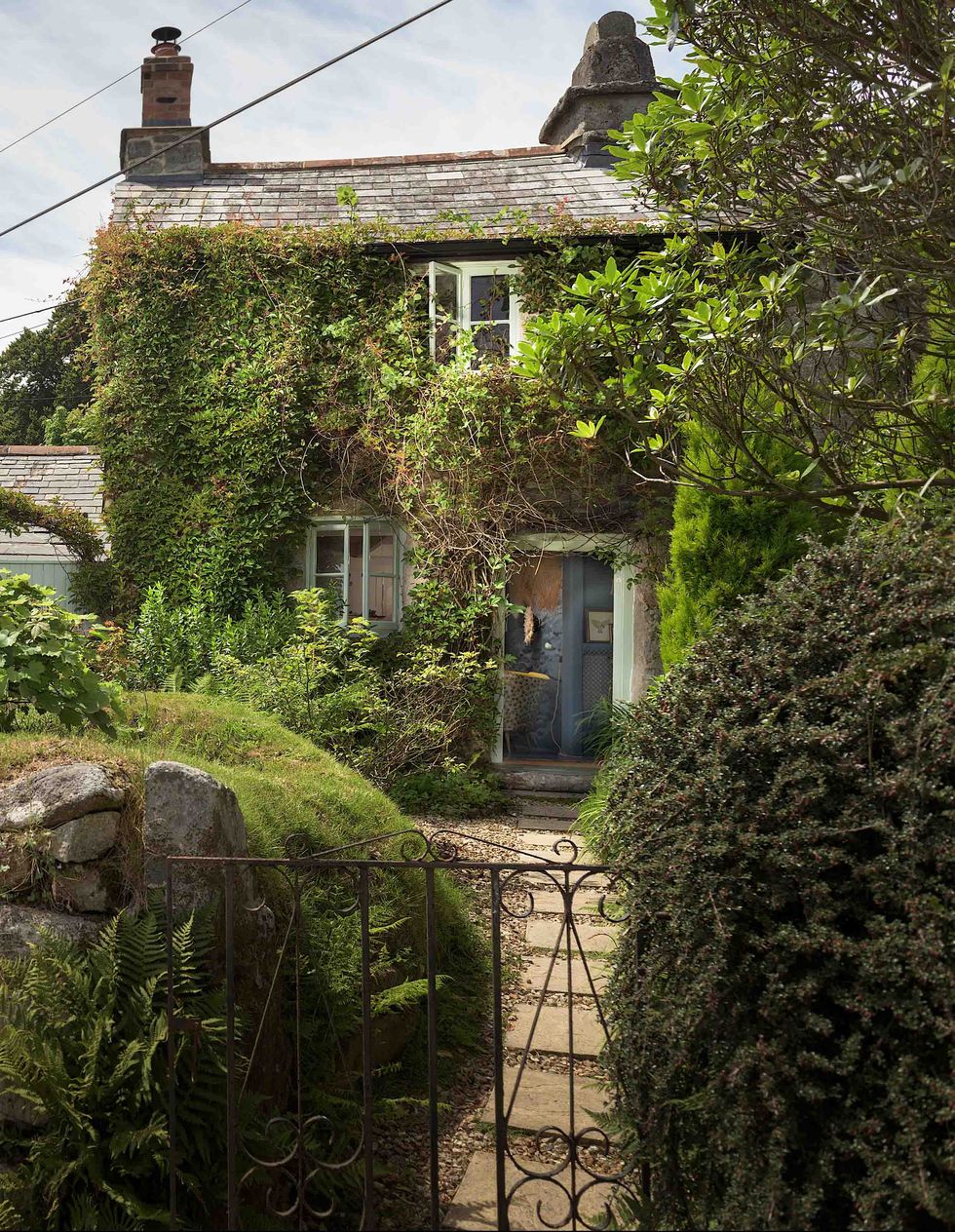 Pixie Nook - Warleggan - Cornwall - path - Unique Home Stays