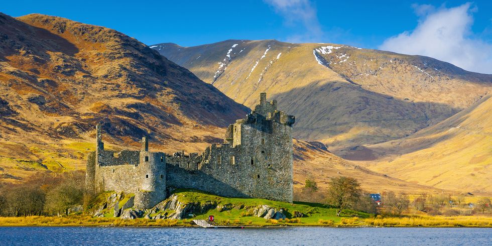 Highland, Nature, Natural landscape, Mountain, Castle, Mountainous landforms, Sky, Loch, Fell, Yellow, 