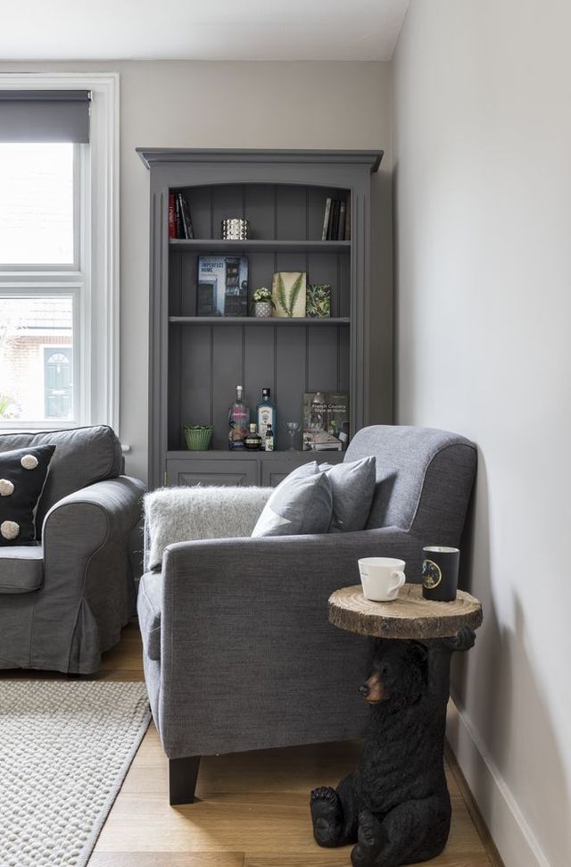 Designer Kelly Willmott's compact living room