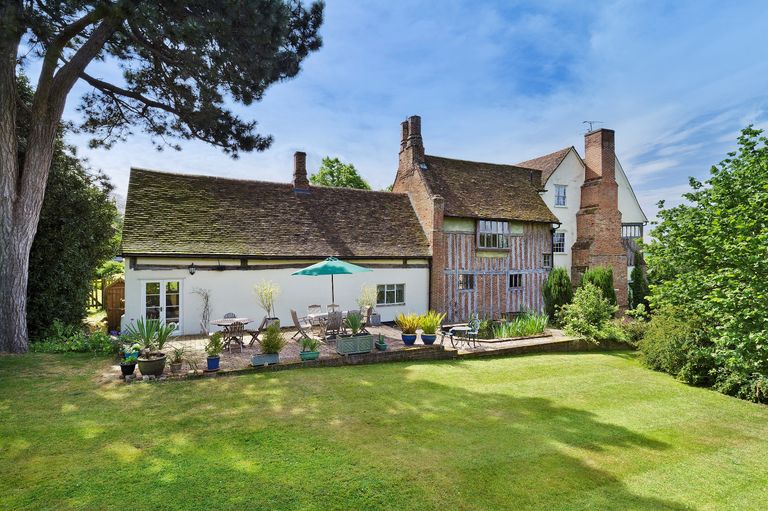 Lucian Freud’s former country house in Suffolk is now on sale