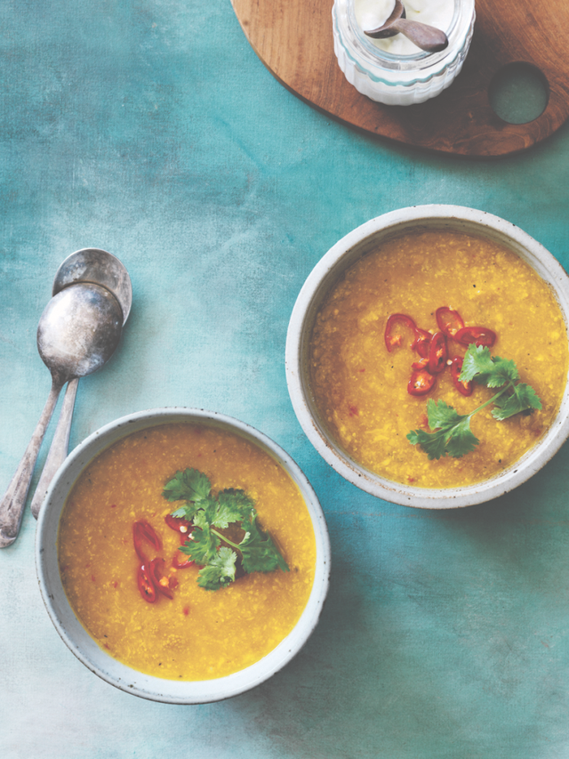 Slow Cooker Thai Pumpkin and Cauliflower Soup - Pumpkin Soup Recipe