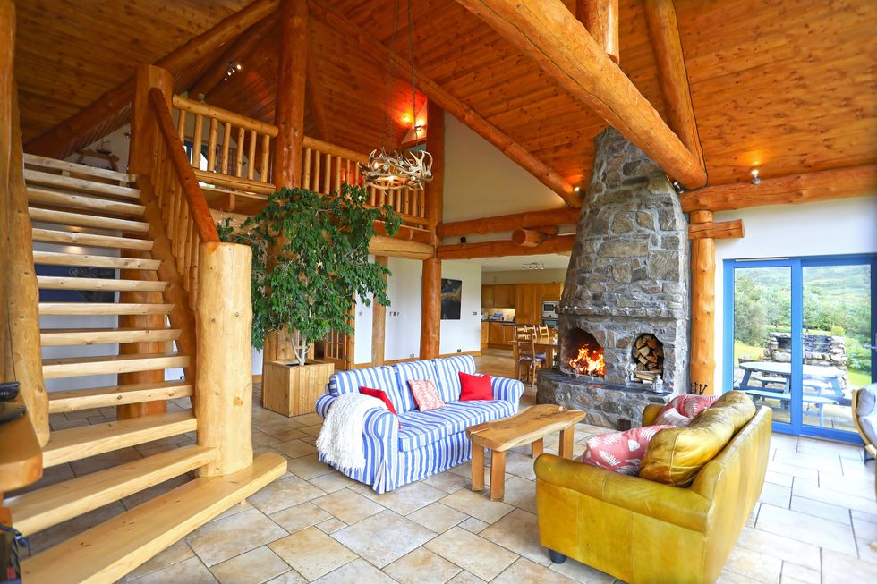 Aspen Lodge - Acharacle - living room- Galbraith