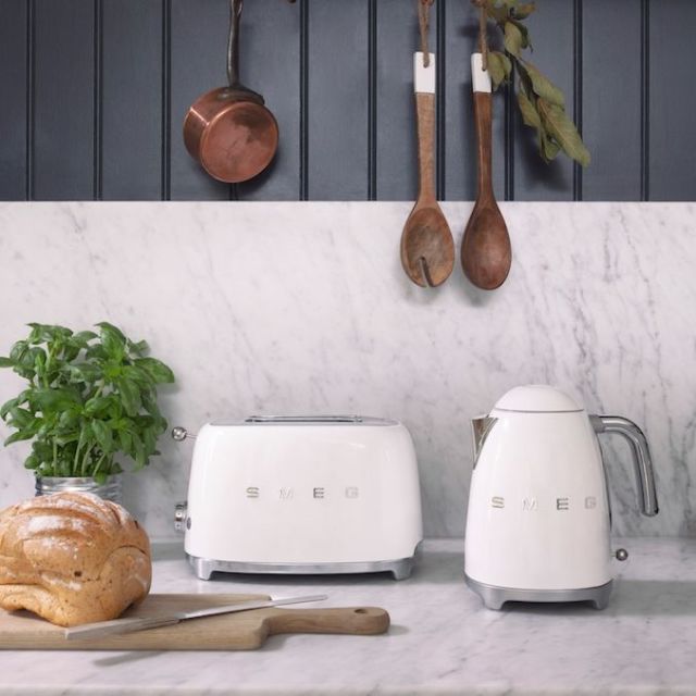 white smeg kettle sale