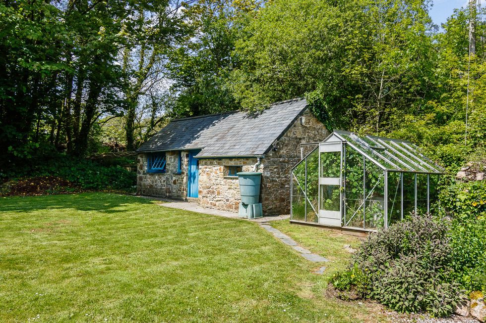 Stone Hall - Welsh Hook - Pembrokeshire - cottage - On the Market