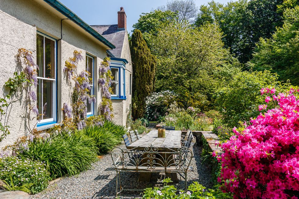 Stone Hall - Welsh Hook - Pembrokeshire - outside dining - On the Market