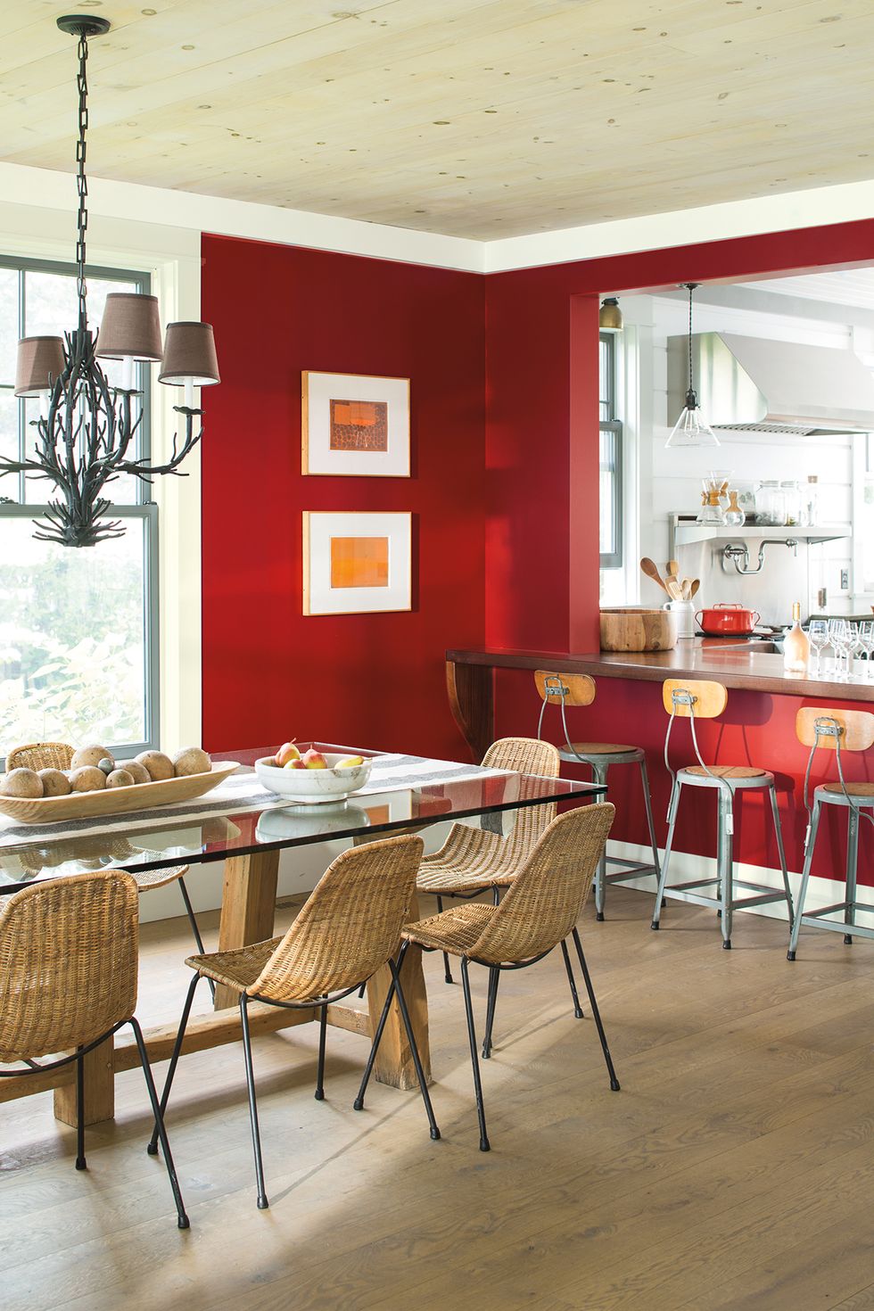 Benjamin Moore Colour of the Year 2018 - Caliente AF-290