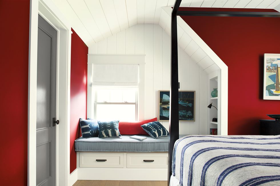 Benjamin Moore Colour of the Year 2018 - Caliente AF-290