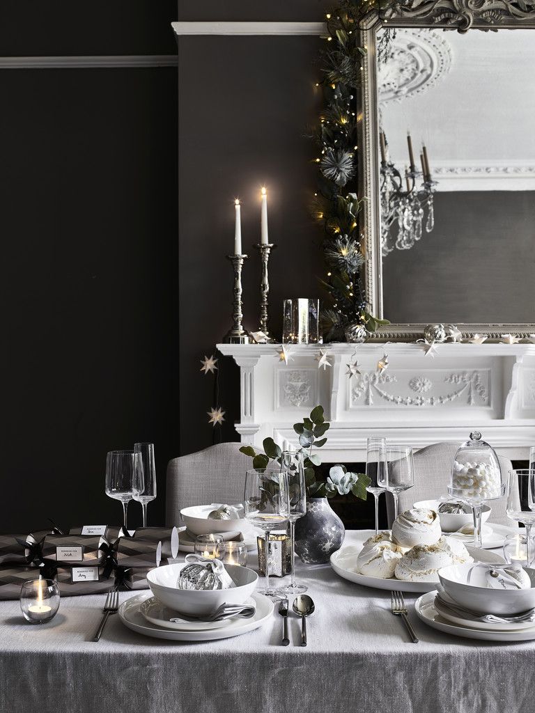 Christmas dining table - Simple & Timeless