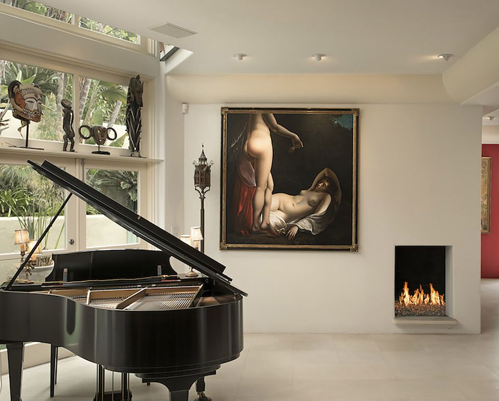 Interior design, Room, Ceiling, Wall, Interior design, Picture frame, Hearth, Musical instrument accessory, Gas, Hall, 