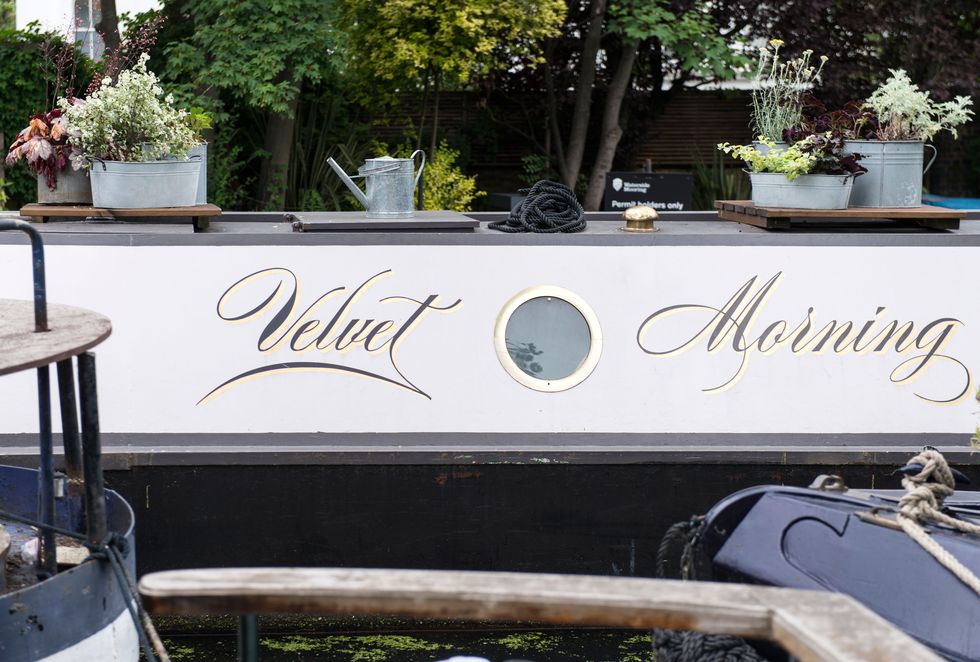 Velvet Morning narrowboat - Little Venice, London