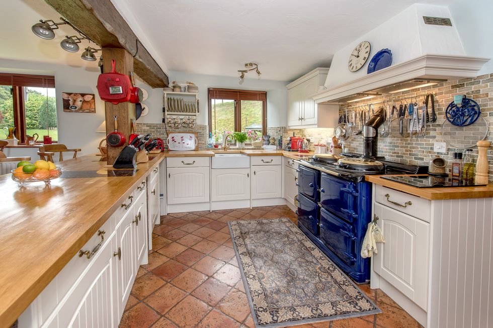 Combe Florey - Taunton - Somerset - cottage - kitchen room - OnTheMarket.com