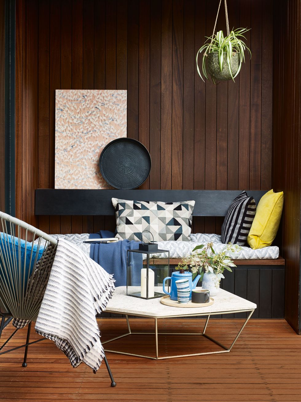 Modern Oriental decorating ideas - style inspiration
Styling by Marisa Daley. Styling Assistant: Amy Neason. Photography: Carolyn Barber.