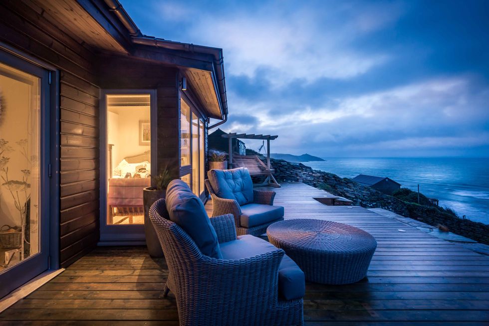 Seaglass - Cornwall - deck - Unique Home Stays