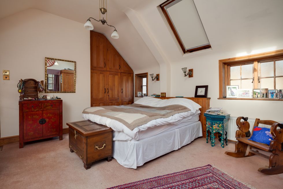 Rupert Brooke - Orchard House - Grantchester - bedroom - Cheffins