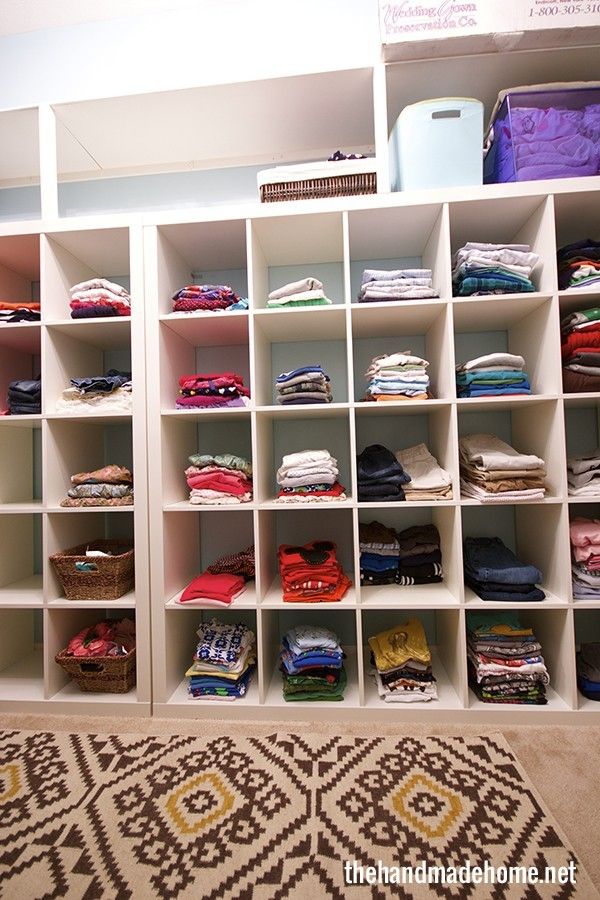 how to organize kids' clothing
