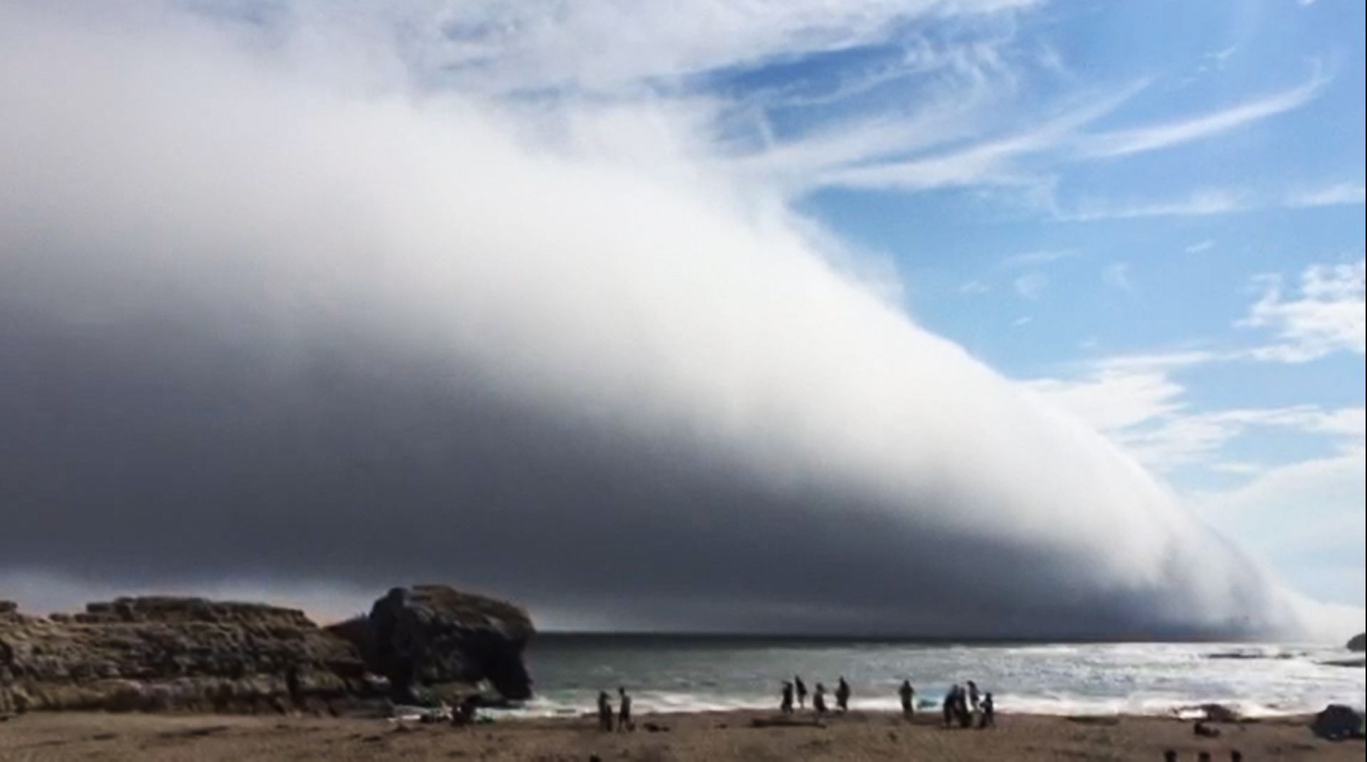 Fognado in Santa Cruz was a roll cloud meteorologists say