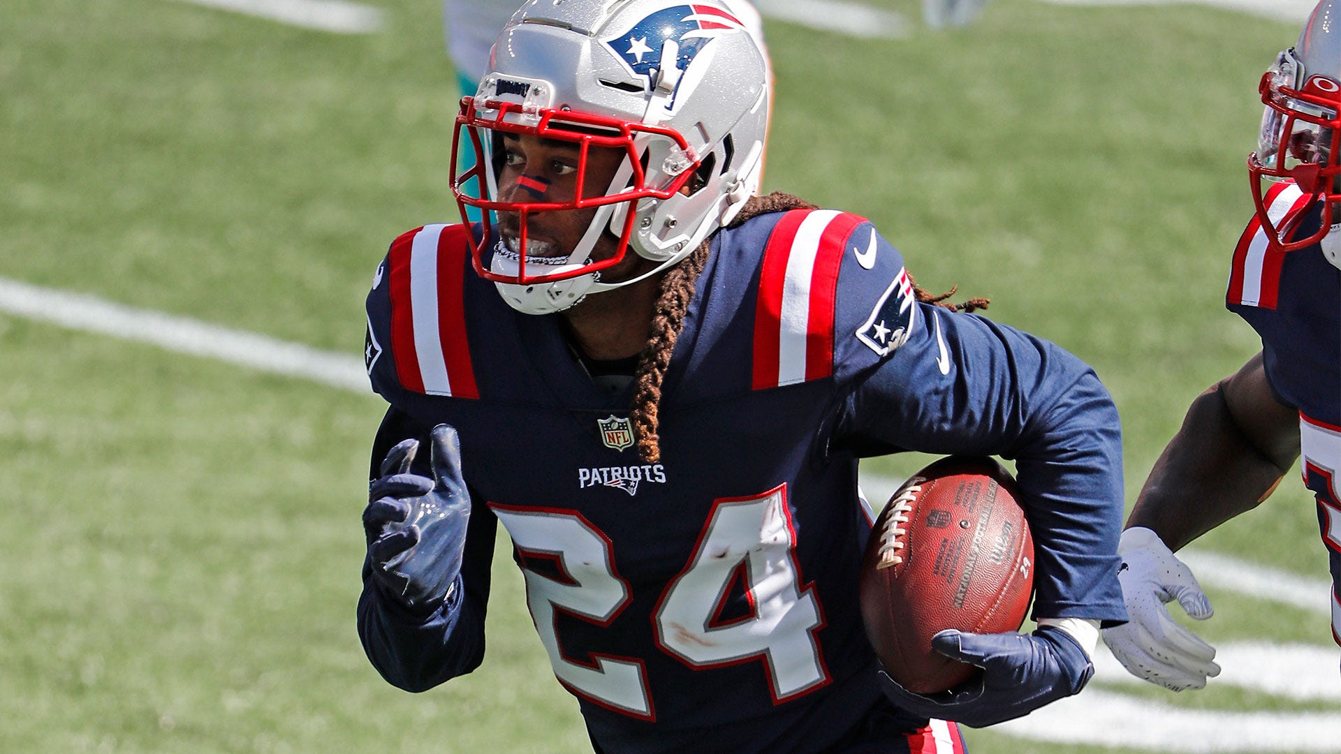 Super Bowl 2019: Did the Patriots reveal Stephon Gilmore's