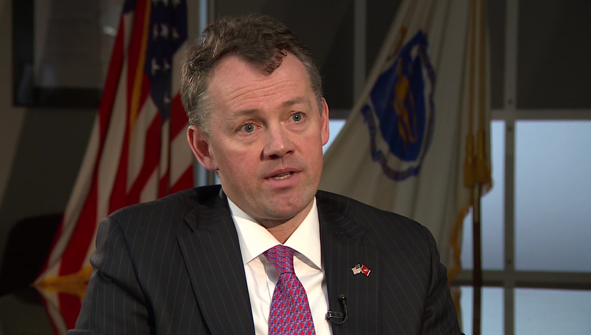 Former Baker-era MBTA exec enters governor's race