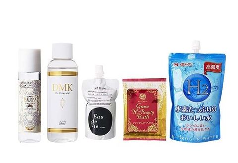 Liquid, Product, Fluid, Beauty, Logo, Bottle, Lavender, Cosmetics, Label, Solvent, 