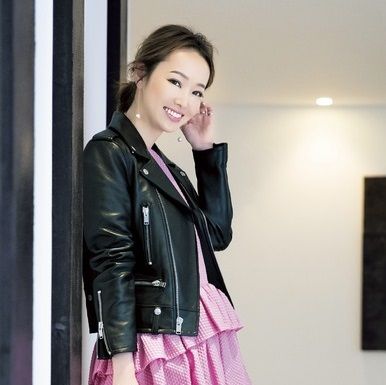 Leather, Clothing, Leather jacket, Jacket, Textile, Fashion, Snapshot, Pink, Outerwear, Top, 